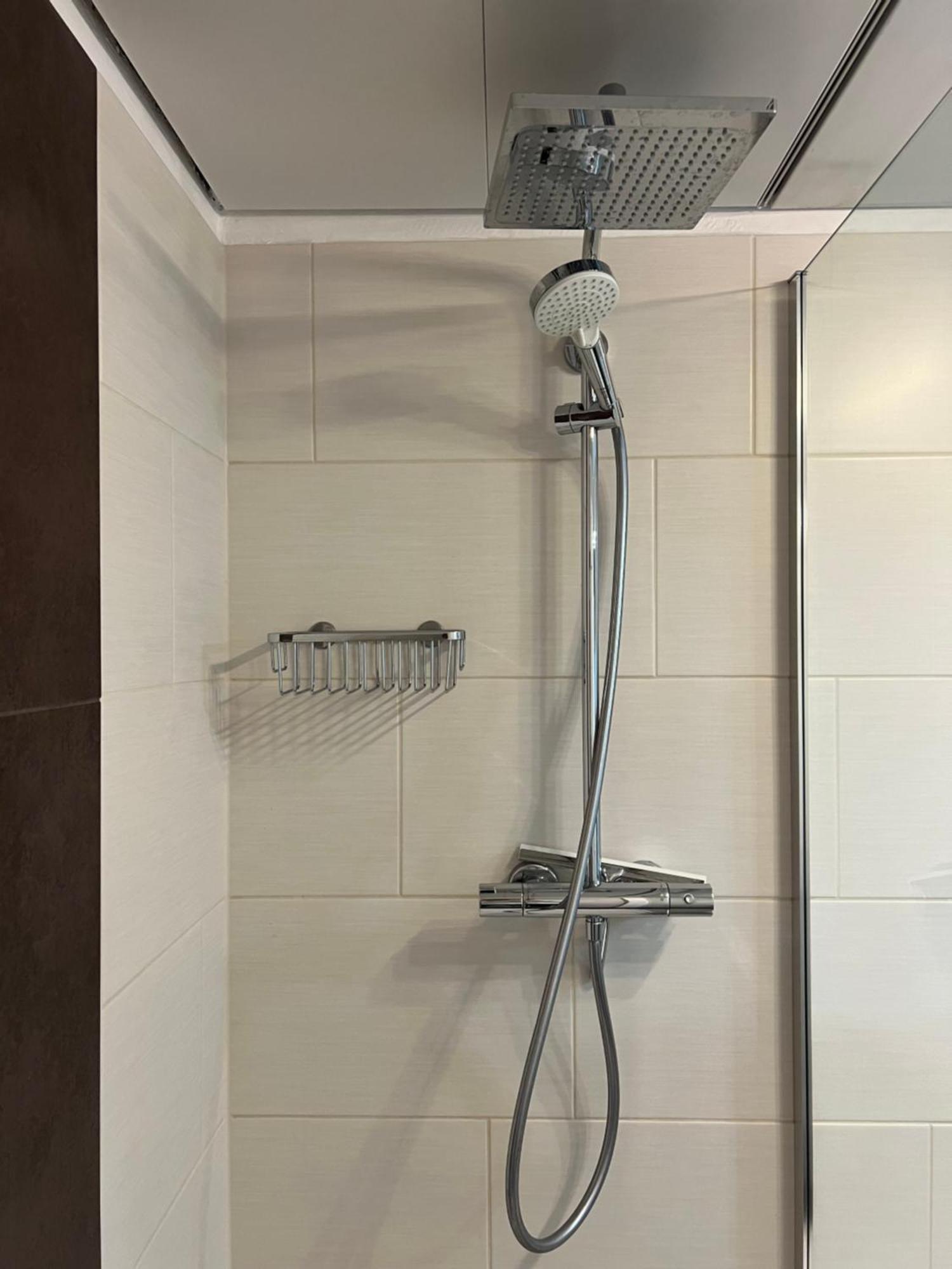 Maritim 31 Etage Traveblick 296 Mit Schwimmbad Apartment *
